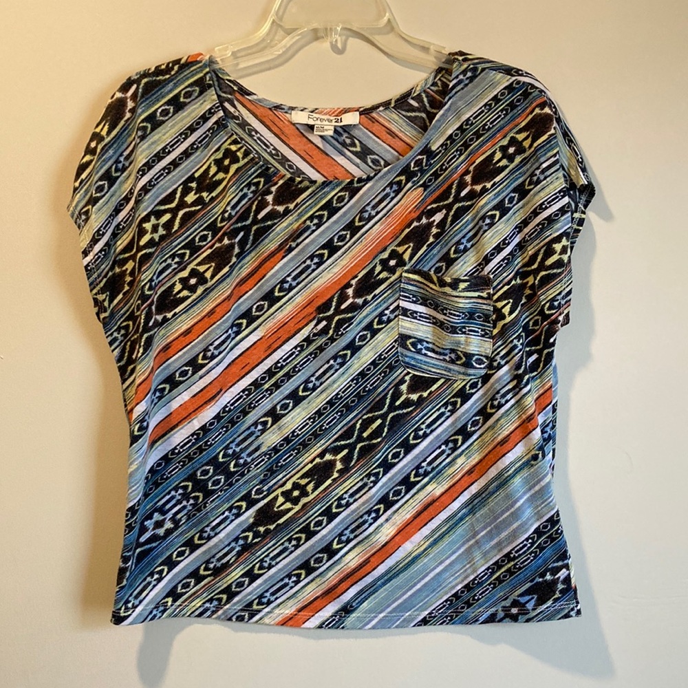 Patterned Pocket Shortsleeved Tee